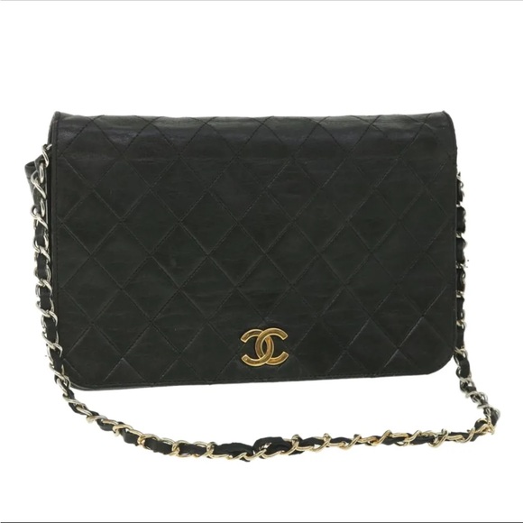 Chanel Shoulder Bag - Picture 1 of 16